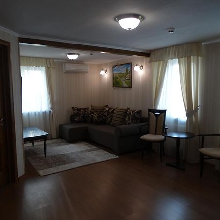 Hotel Козак Вакула Kozelets Exteriér fotografie