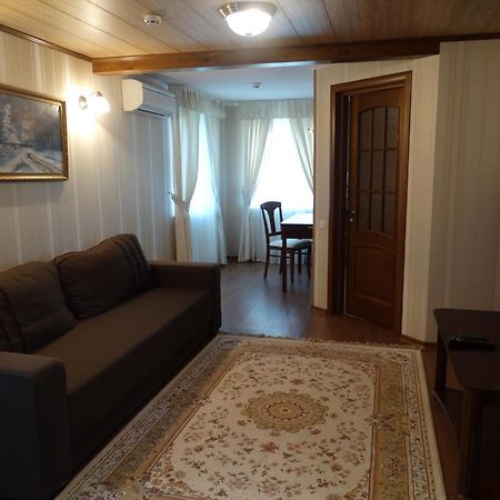 Hotel Козак Вакула Kozelets Exteriér fotografie